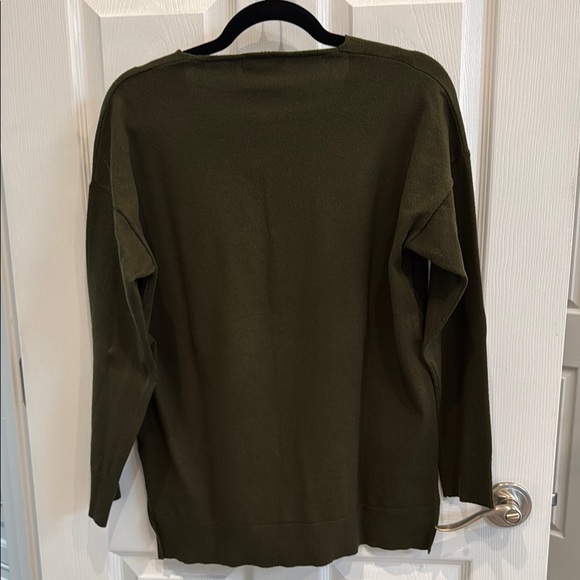 Newbury Kustom Green V-Neck Sweater Relaxed Fit - Picture 4 of 4